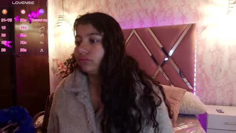 Snapshot of miaa_smiith1 chatting on March 2025 12:15:01 PM miaa_smiith1 online show from March 2025 12:15:01 PM