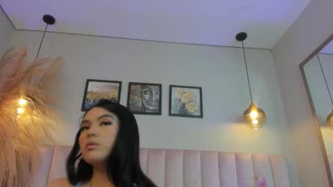 Mia online show from January 2026 03:12:02 AM