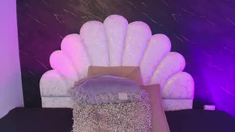 Snapshot of miaabrown__ chatting on May 2026 12:02:01 PM Mia online show from May 2026 12:02:01 PM