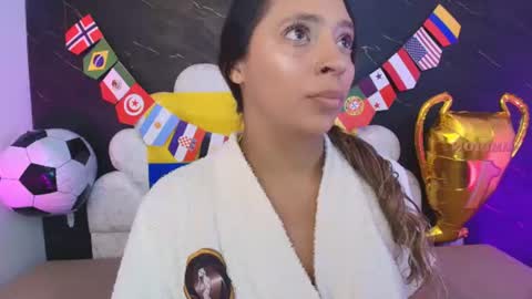 Snapshot of miaabrown__ chatting on June 2026 12:10:01 PM Mia online show from June 2026 12:10:01 PM