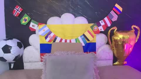 Snapshot of miaabrown__ chatting on July 2026 12:11:02 PM Mia online show from July 2026 12:11:02 PM