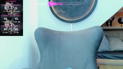 Mia online show from February 2026 12:56:02 PM