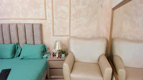 Miaasummer online show from February 2026 11:35:02 AM