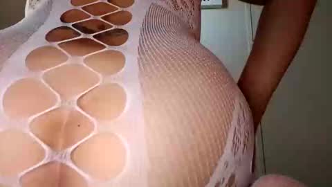 Snapshot of miabueno6969 chatting on October 2025 11:14:02 PM Mia Bueno online show from October 2025 11:14:02 PM