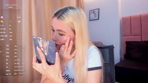 MiaCarper online show from March 2026 09:27:02 PM