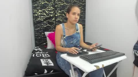 MiaCours online show from June 2026 04:20:01 PM
