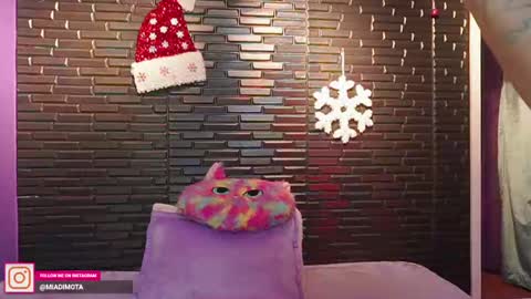 Mia online show from December 2024 04:31:02 AM