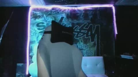 miaellababy online show from October 2025 12:27:01 AM