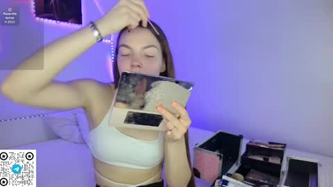 Mia online show from June 2026 02:35:02 AM