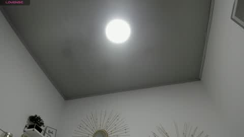 Miah Collins online show from October 2025 11:19:01 AM