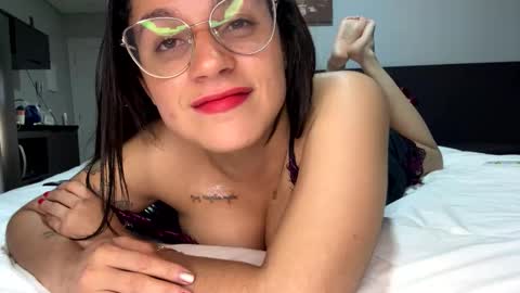 Snapshot of miahale chatting on December 2024 03:25:02 AM Ms Mia  Owner Of  Your Mind online show from December 2024 03:25:02 AM