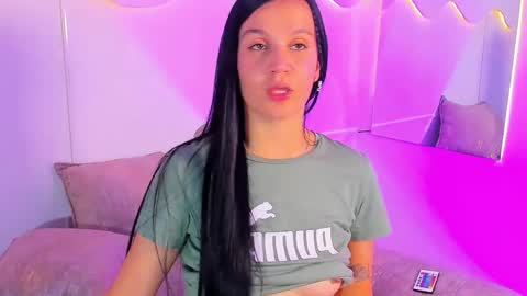 Snapshot of miahansson chatting on May 2026 10:48:01 PM MIA online show from May 2026 10:48:01 PM