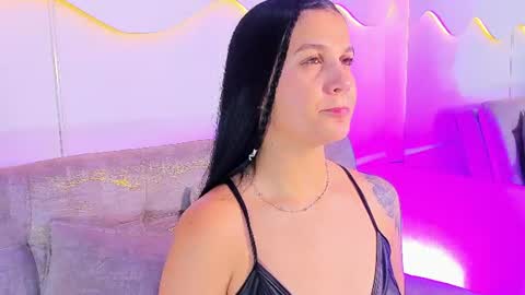 Snapshot of miahansson chatting on July 2026 08:11:01 PM MIA online show from July 2026 08:11:01 PM