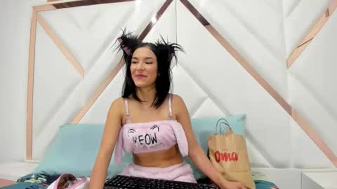 Snapshot of miaharper2 chatting on February 2026 04:17:02 AM Mia Harper online show from February 2026 04:17:02 AM