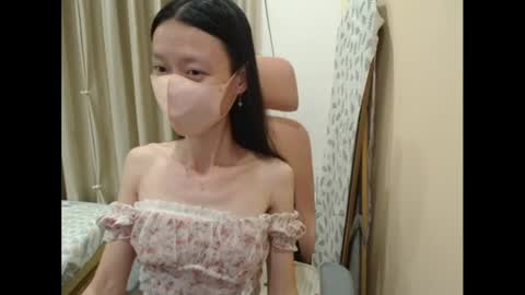 Snapshot of miahchan68 chatting on June 2026 02:43:02 PM miahchan68 online show from June 2026 02:43:02 PM