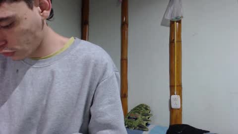 Mia  Sam online show from March 2025 01:49:01 PM