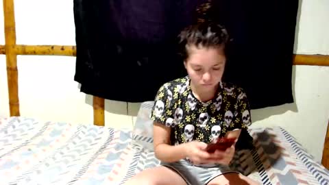 Mia  Sam online show from November 2025 03:22:01 PM