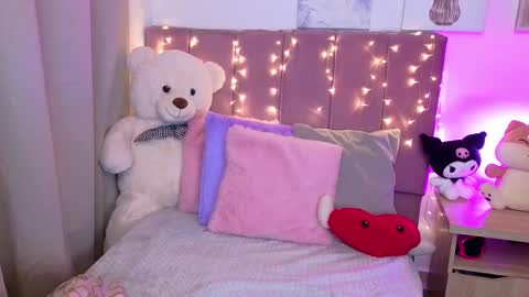 Miah Joness online show from January 2026 04:50:02 AM