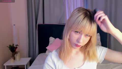 miakimiko online show from April 2026 02:25:02 AM