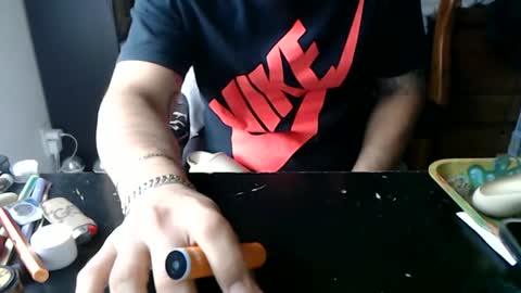 Mark online show from November 2025 06:21:01 PM