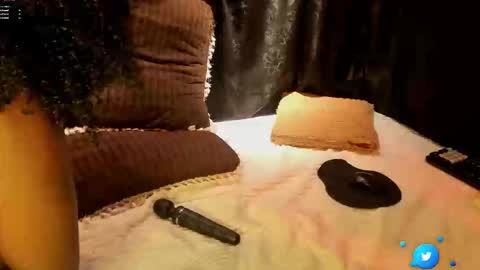 Mia online show from February 2026 06:40:02 AM