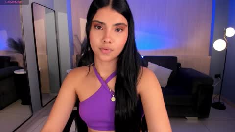 Call me Mia  online show from November 2025 07:05:02 PM