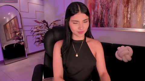 Call me Mia  online show from December 2025 07:43:02 PM