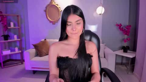 Call me Mia  online show from February 2026 07:40:01 PM