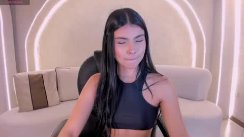 Call me Mia  online show from April 2026 07:58:02 PM