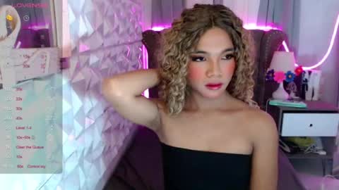 miamalkovax online show from June 2026 04:35:02 PM