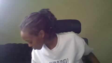 Muffin online show from April 2026 11:02:01 PM