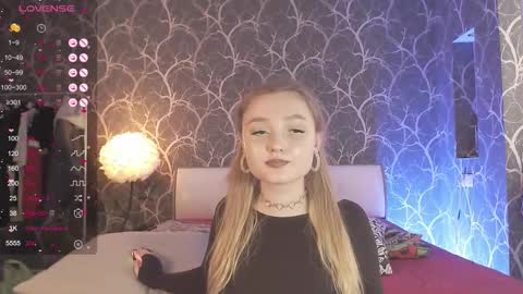 Mia online show from March 2026 01:40:02 PM