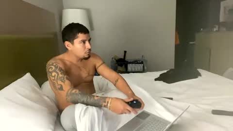 miamiclos1 online show from January 2025 09:57:01 AM