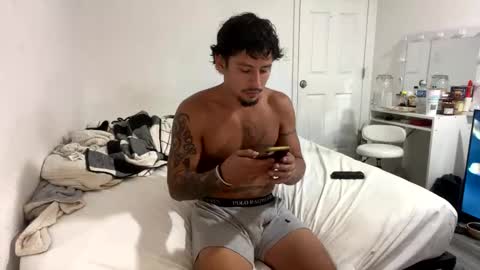 miamiclos1 online show from December 2025 02:27:01 AM