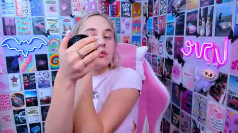 miamilas online show from December 2025 11:38:02 AM