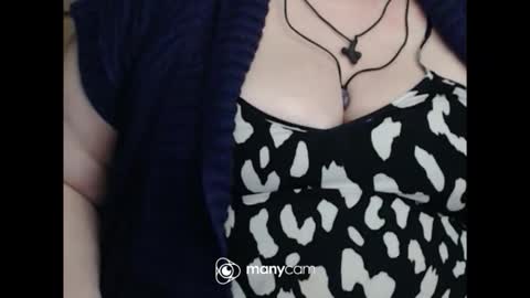 Snapshot of miamimistress chatting on April 2026 07:09:02 PM maya online show from April 2026 07:09:02 PM