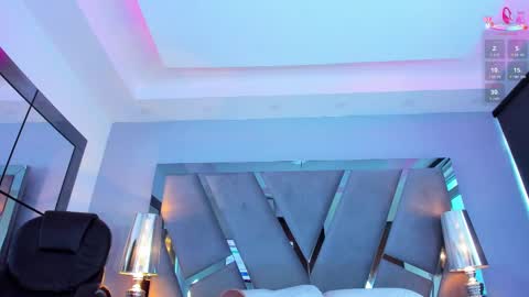 Snapshot of miamirage_ chatting on October 2025 12:38:01 PM miamirage_ online show from October 2025 12:38:01 PM