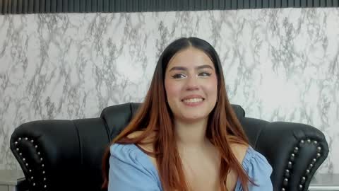 Snapshot of miamontoya chatting on January 2025 03:15:01 PM Mia   -5 7001400 Follow  online show from January 2025 03:15:01 PM