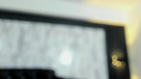 Snapshot of miamontoya chatting on February 2025 12:29:01 AM Mia   -5 7001400 Follow  online show from February 2025 12:29:01 AM