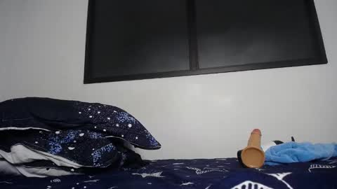 Snapshot of miamoon_ chatting on February 2025 01:13:02 AM Mia online show from February 2025 01:13:02 AM