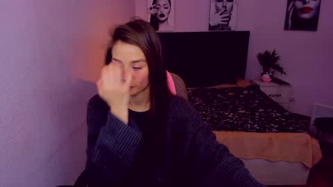 Mia online show from January 2025 10:12:02 PM