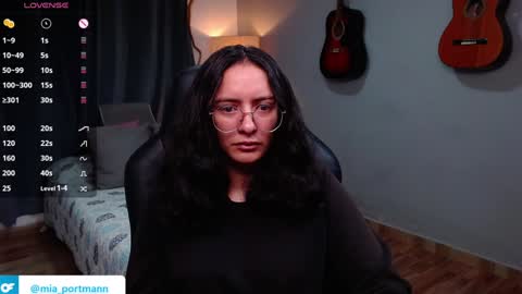 MIAPORTMANN online show from December 2024 09:16:02 AM