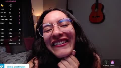 MIAPORTMANN online show from January 2025 05:59:01 PM