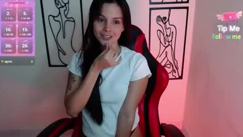 Snapshot of miarobinn_ chatting on February 2026 04:03:02 PM miarobinn_ online show from February 2026 04:03:02 PM