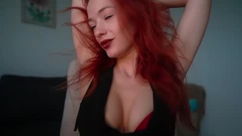 Snapshot of miarouge_me chatting on July 2026 02:40:01 AM Mia online show from July 2026 02:40:01 AM