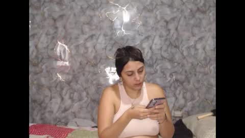 Snapshot of miarouse1531 chatting on February 2026 12:21:01 PM miarouse1531 online show from February 2026 12:21:01 PM