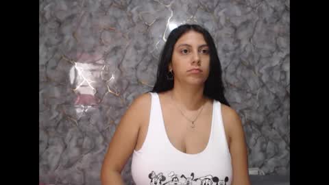 Snapshot of miarouse1531 chatting on February 2026 02:03:02 PM miarouse1531 online show from February 2026 02:03:02 PM