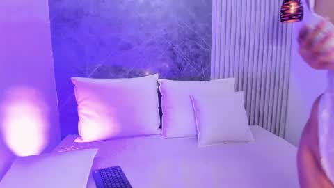 miascott5 online show from March 2025 09:15:02 PM