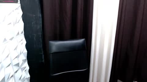 mia online show from February 2025 09:06:02 AM