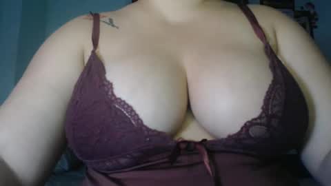 Snapshot of miasp chatting on January 2025 01:43:02 AM MiaSP online show from January 2025 01:43:02 AM